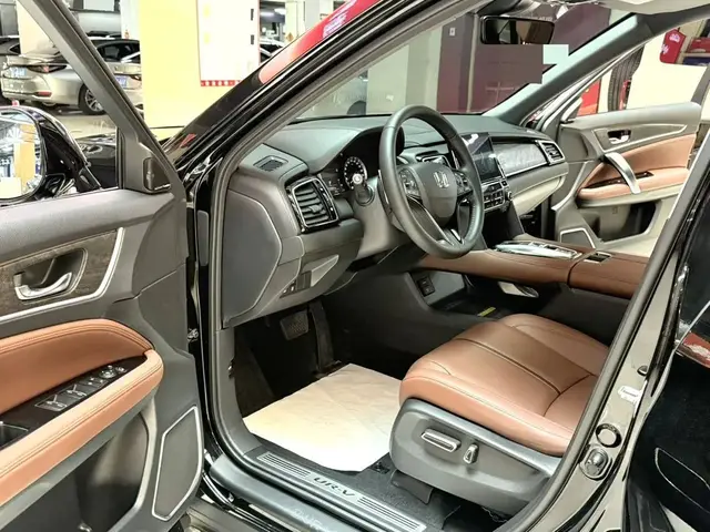 HONDA UR-V PREMIUM 2023