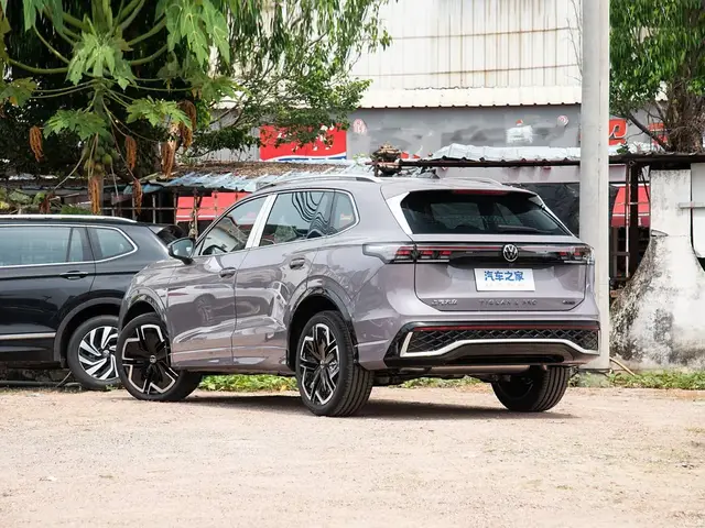 VOLKSWAGEN TIGUAN 2024