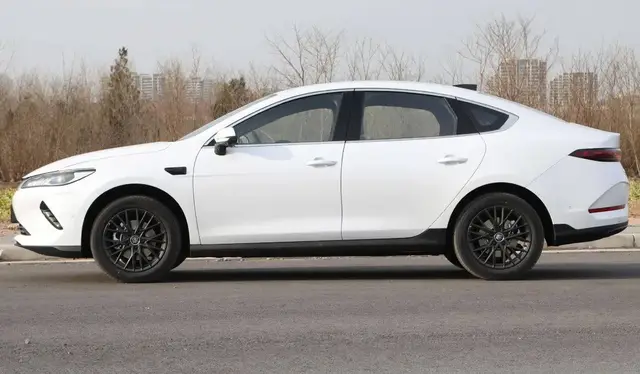 BYD QIN PLUS EV 2024