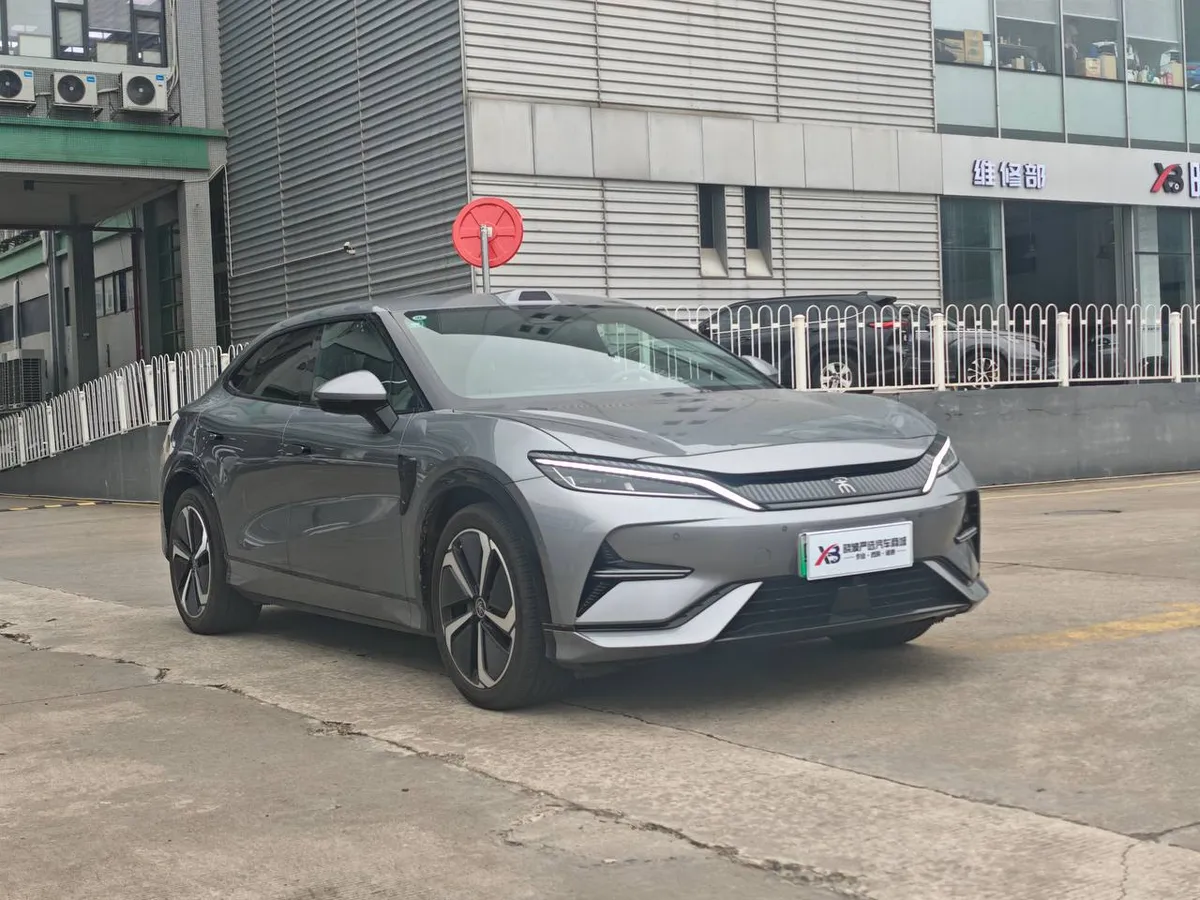 BYD SONG L 87 2025