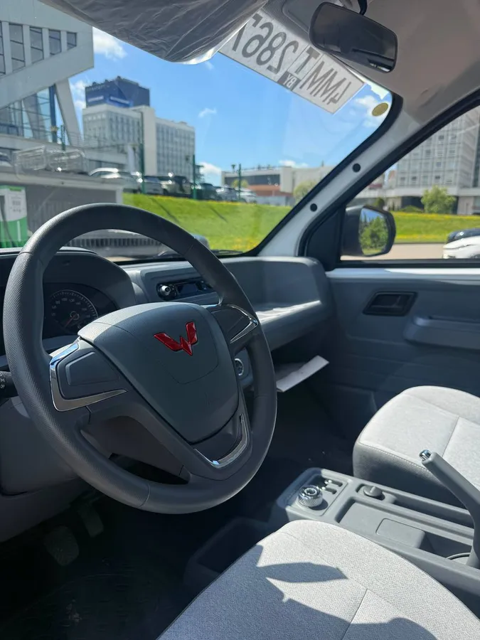 WULING YANGGUANG EV 2025