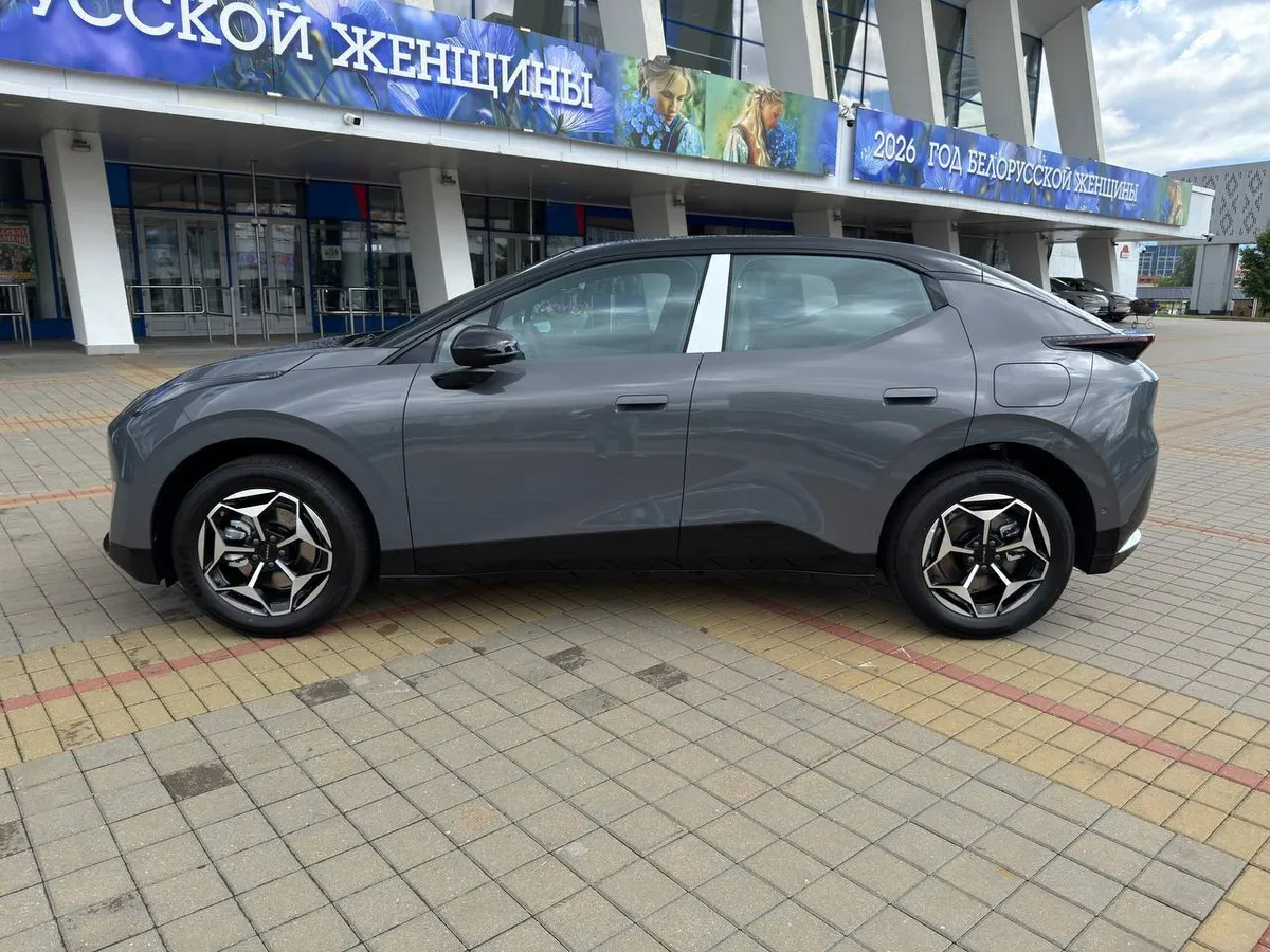 LYNK & CO Z20 PRO- 2026