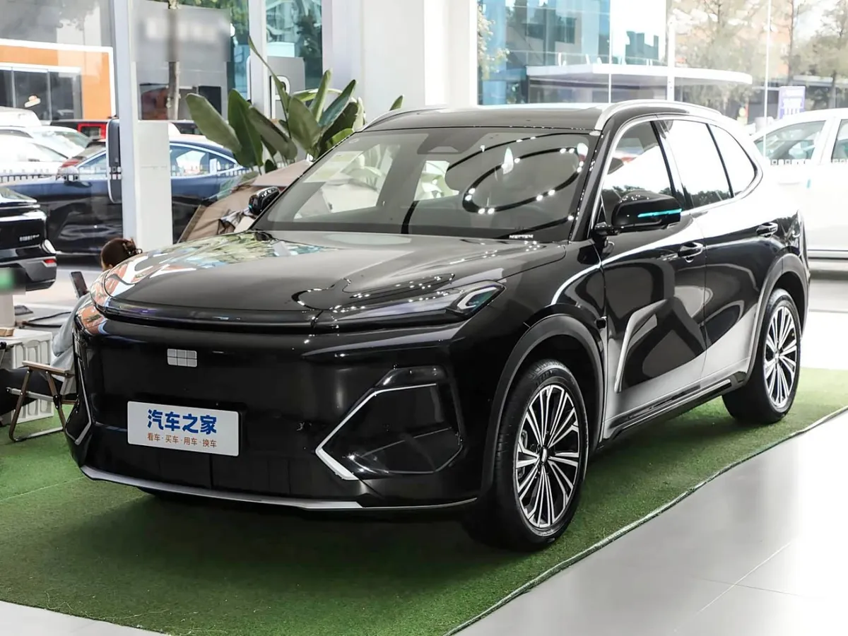 GEELY GALAXY STARSHIP STARSHIP EDITION (МАКСИМАЛЬНАЯ) 2026