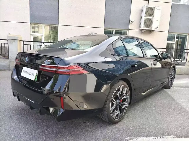 BMW I5 M60 XDRIVE 01 2024