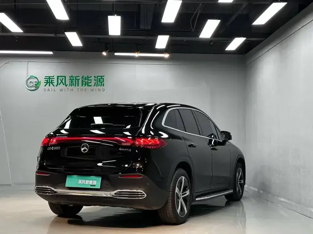 MERCEDES-BENZ EQE 350 SUV 06 2023
