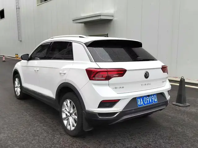 VOLKSWAGEN T-ROC 07 2022