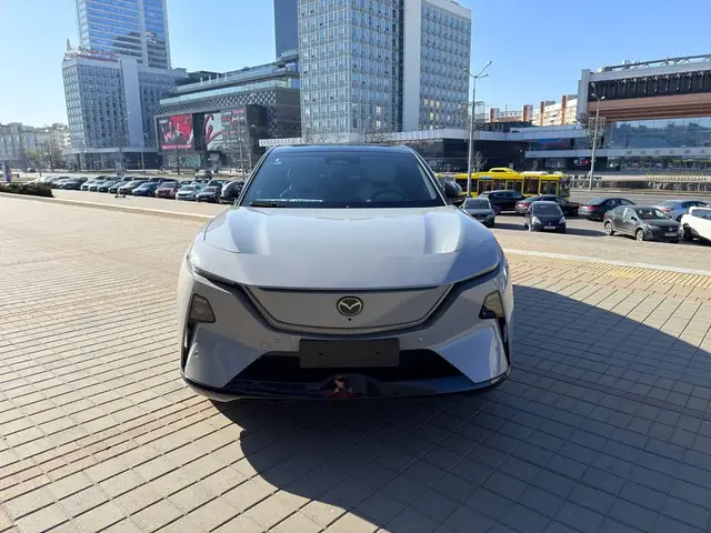 MAZDA EZ-60 200 MAX 2025
