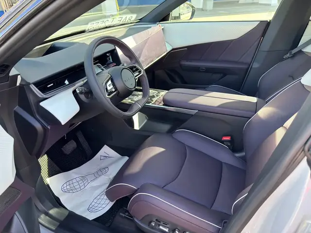 MAZDA EZ-60 200 MAX 2025