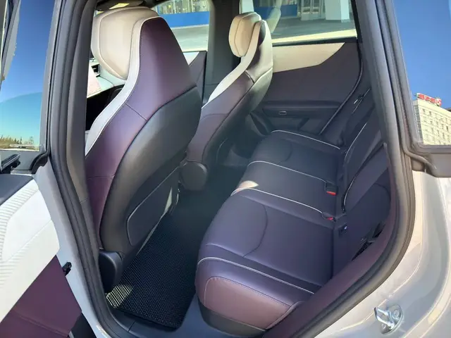 MAZDA EZ-60 200 MAX 2025