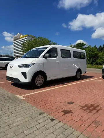WULING YANGGUANG EV 2025
