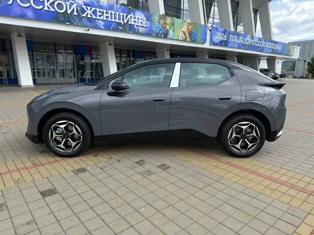 LYNK & CO Z20 PRO- 2026