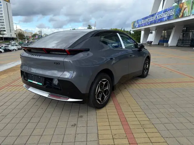 LYNK & CO Z20 PRO- 2026