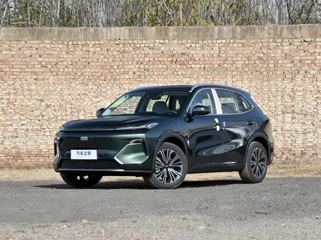 GEELY GALAXY STARSHIP STARSHIP EDITION (МАКСИМАЛЬНАЯ) 2026
