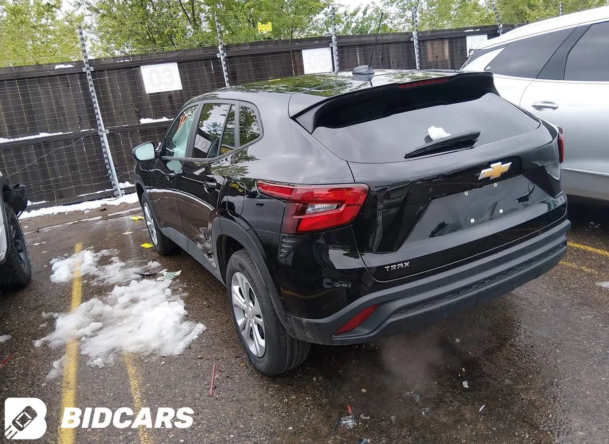 CHEVROLET TRAX FWD LS 2025