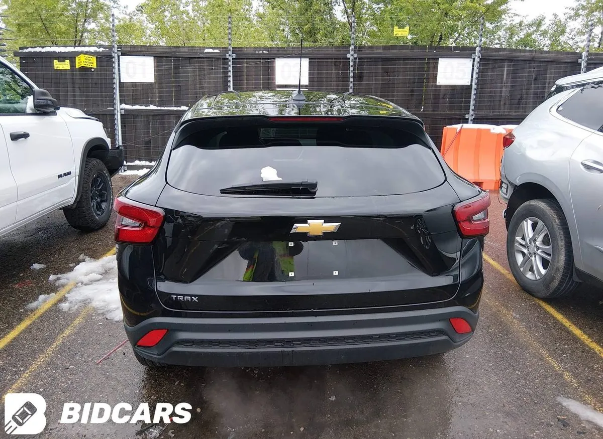 CHEVROLET TRAX FWD LS 2025