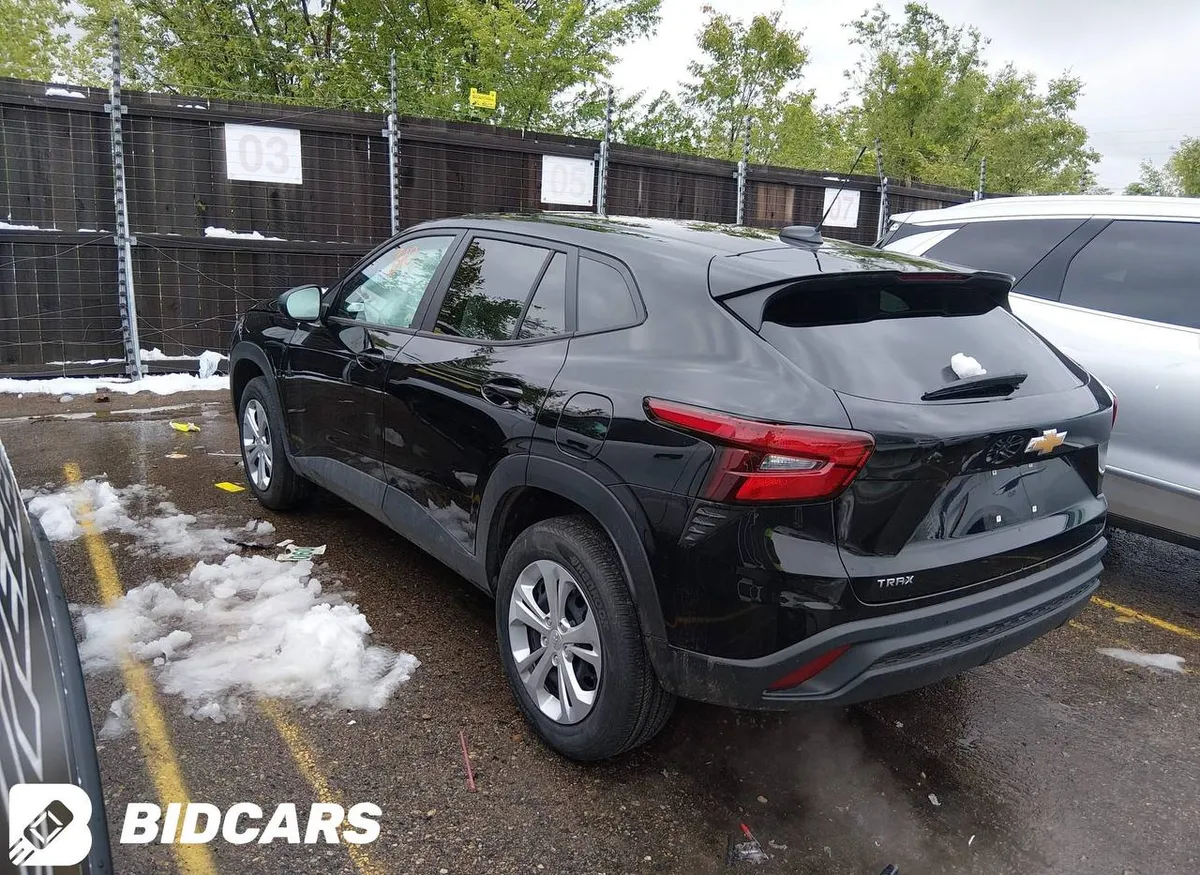 CHEVROLET TRAX FWD LS 2025