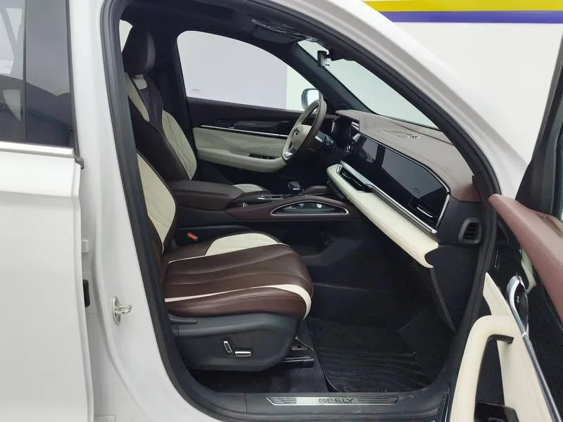 GEELY XINGYUEL PREMIUM 2021