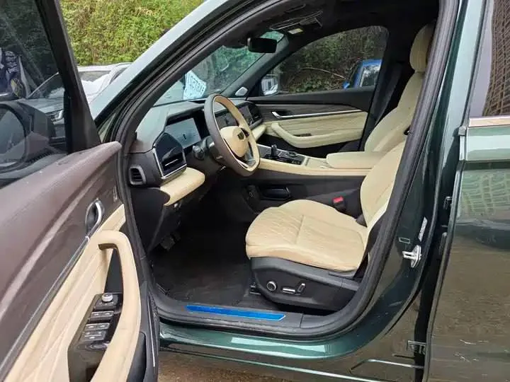 GEELY XINGYUE L 2025