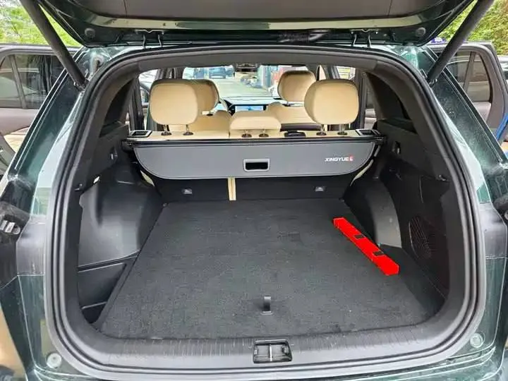 GEELY XINGYUE L 2025