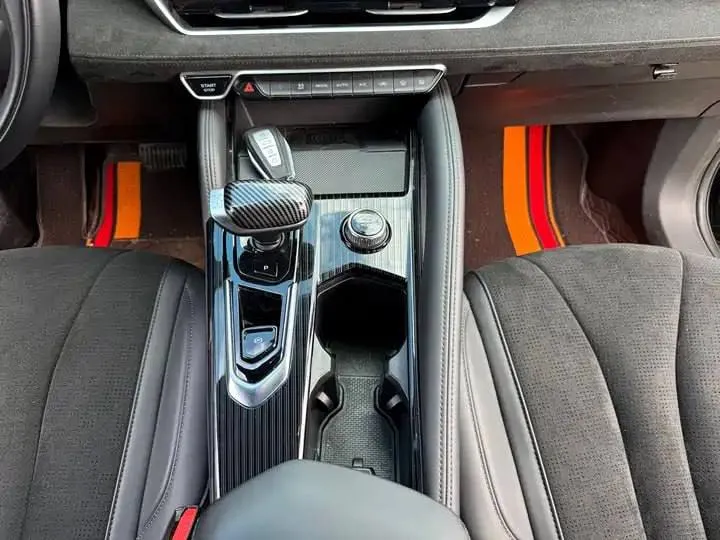 GEELY XINGYUE L 2024