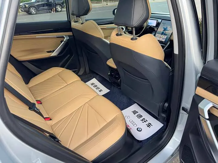 GEELY BOYUE L LUXURY 2023