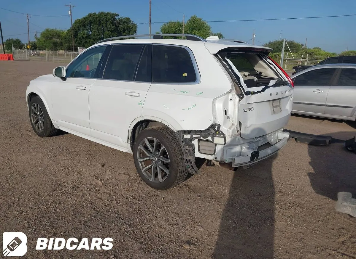 VOLVO XC90 T6 MOMENTUM 2016