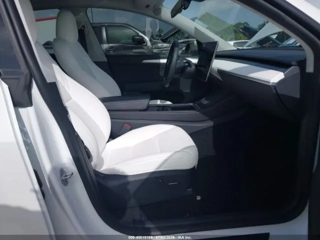 TESLA MODEL Y PERFORMANCE DUAL 2024