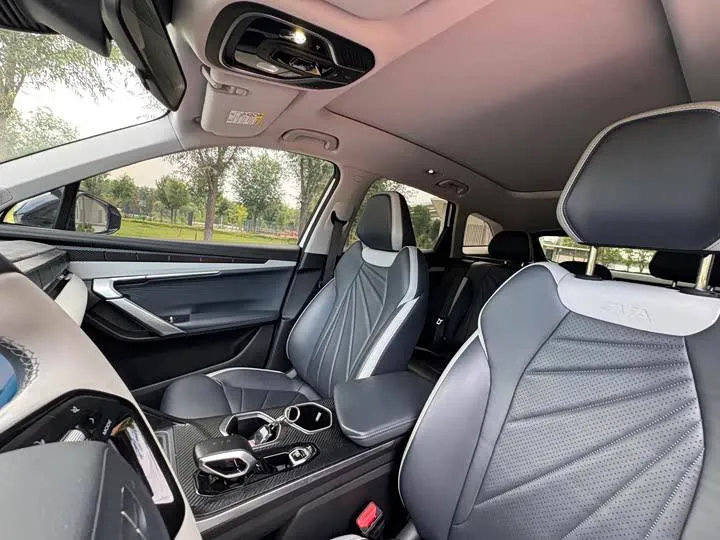GEELY BOYUE L 2023