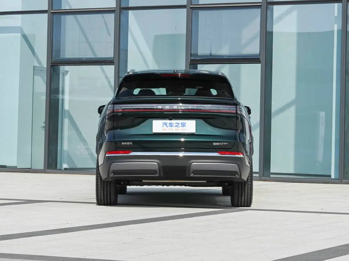 GEELY GALAXY M7 2026