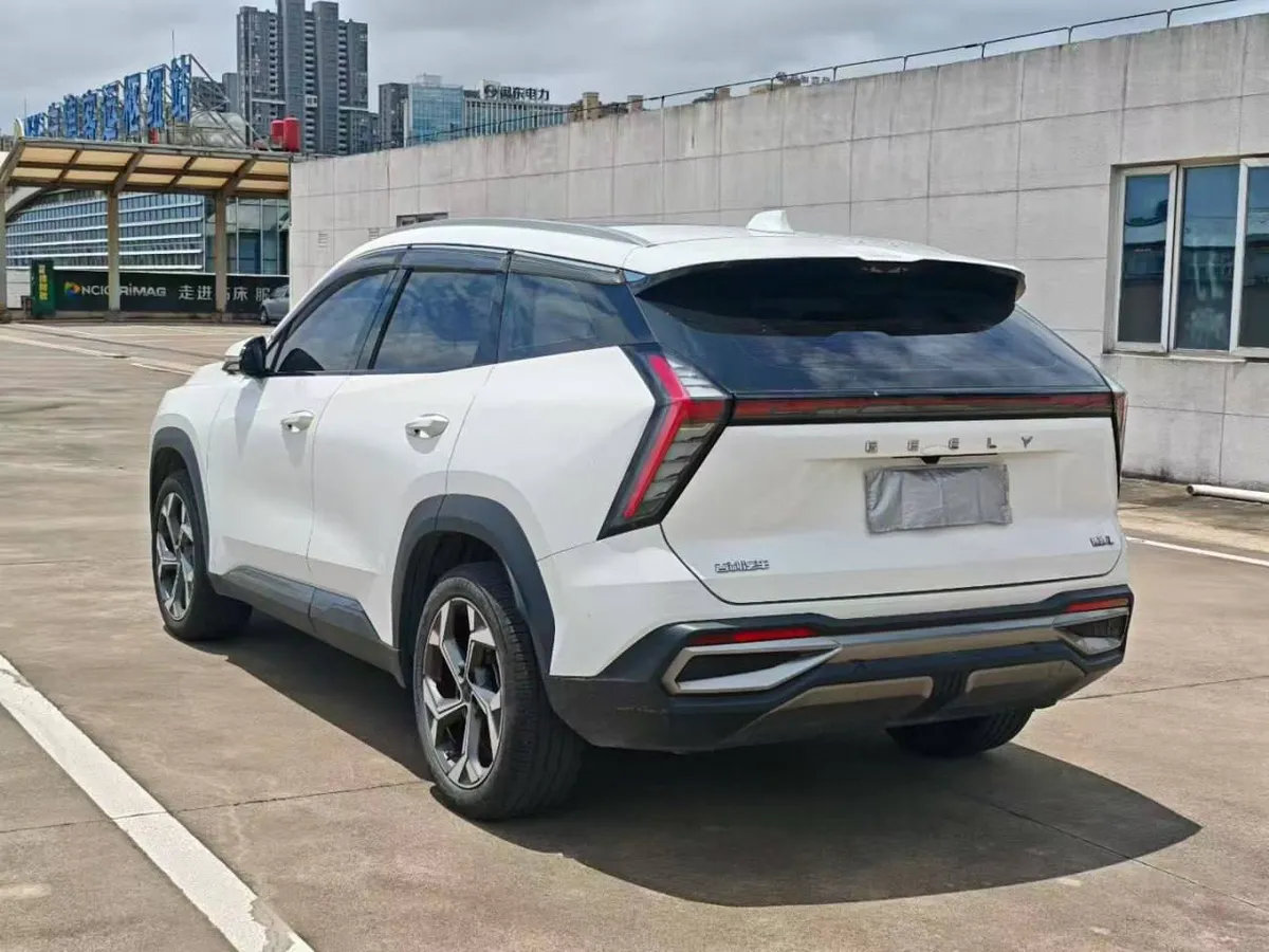 GEELY BOYUE L PREMIUM 2023
