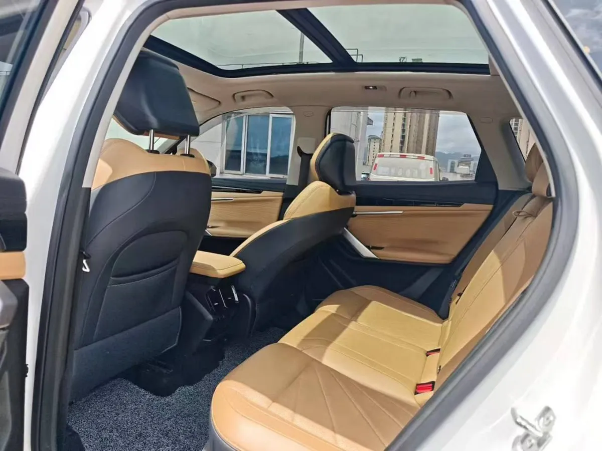 GEELY BOYUE L PREMIUM 2023