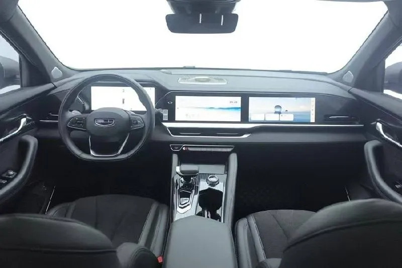 GEELY XINGYUE L 2024