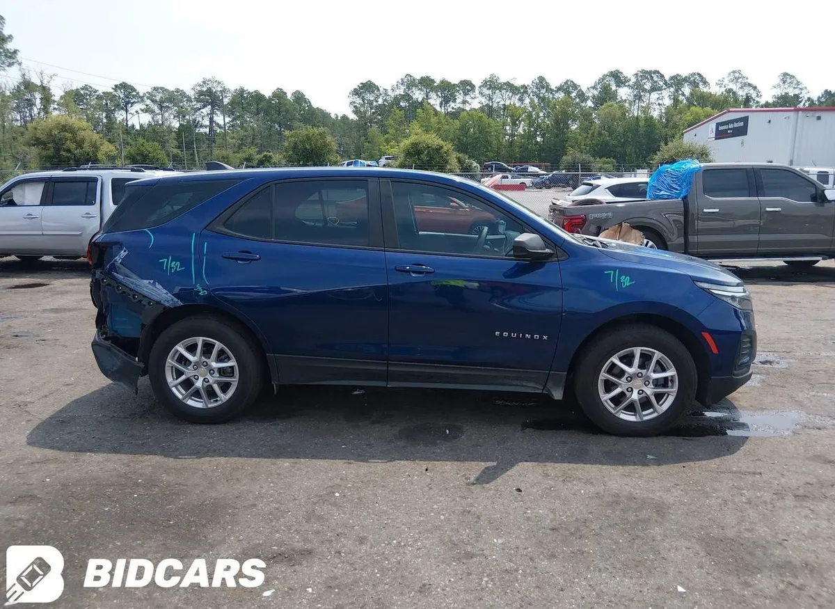CHEVROLET EQUINOX FWD LS 2022