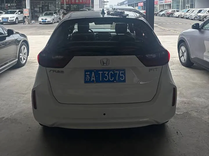 HONDA FIT 2023