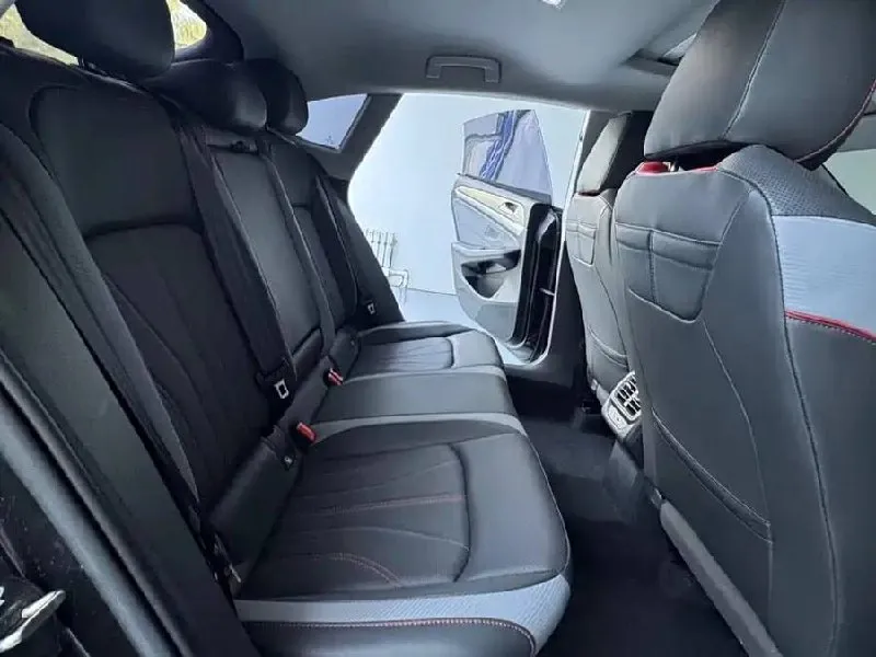 VOLKSWAGEN LAMANDO L 2022