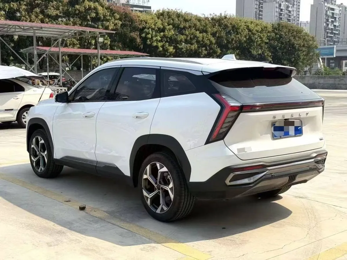 GEELY BOYUE L PREMIUM 2023