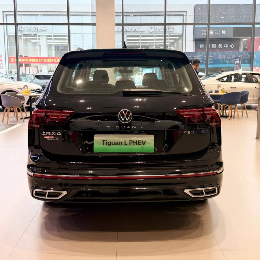 VOLKSWAGEN TIGUAN L PREMIUM 2024