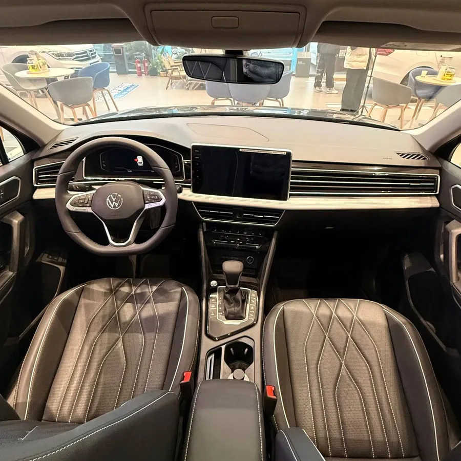 VOLKSWAGEN TIGUAN L PREMIUM 2024