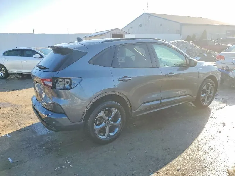 FORD ESCAPE ST LINE 2023