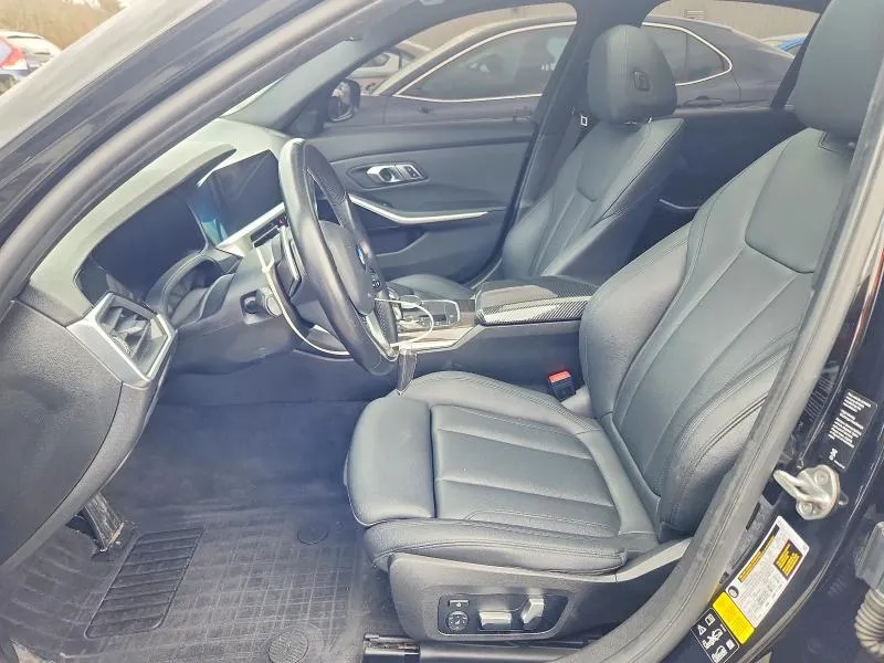 BMW 330XI 2019