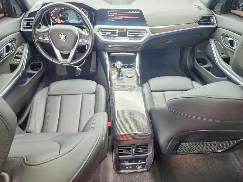 BMW 330XI 2019