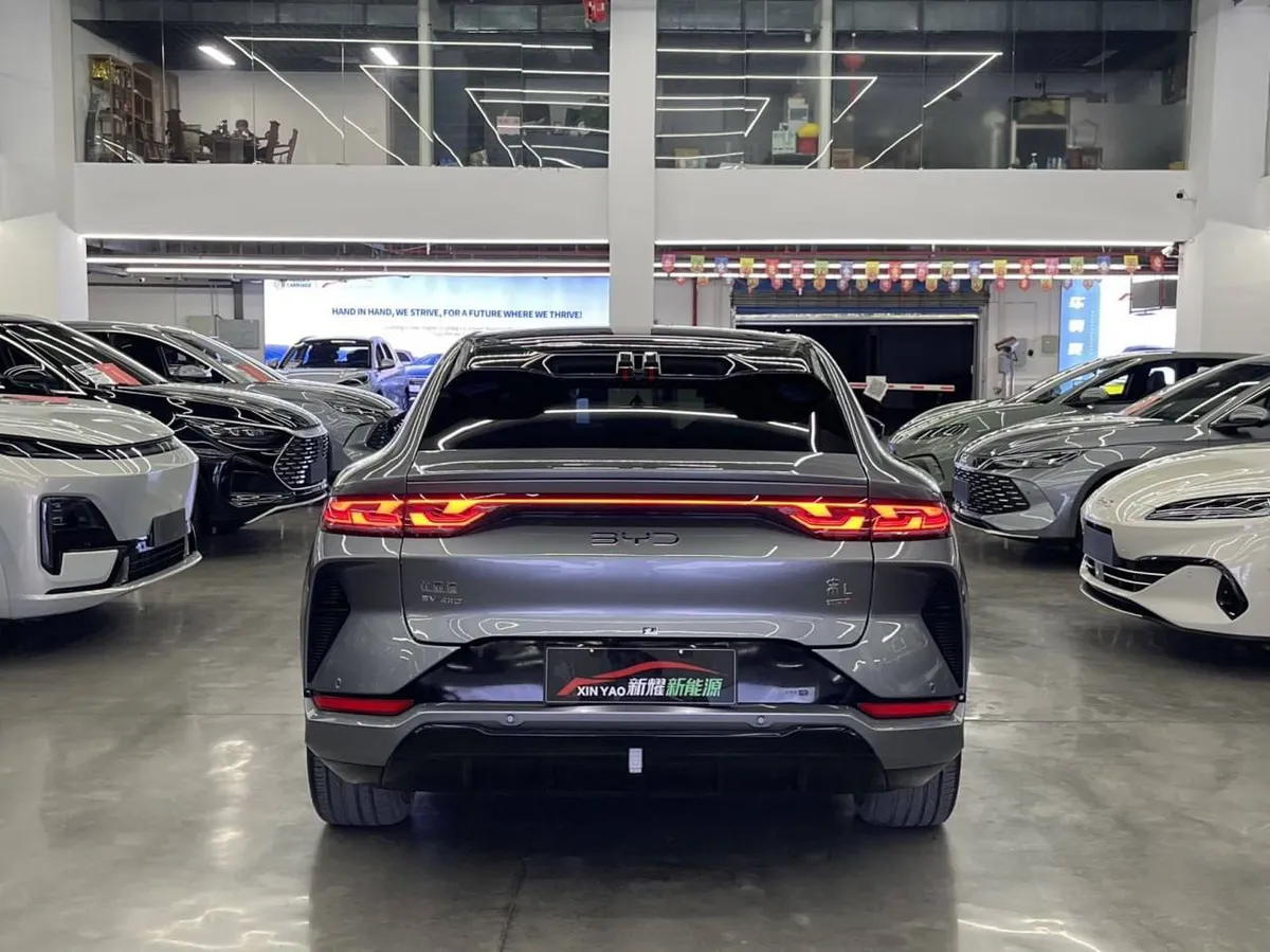 BYD SONG L EV 2025