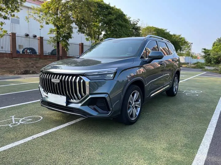 GEELY OKAVANGO PREMIUM 2023