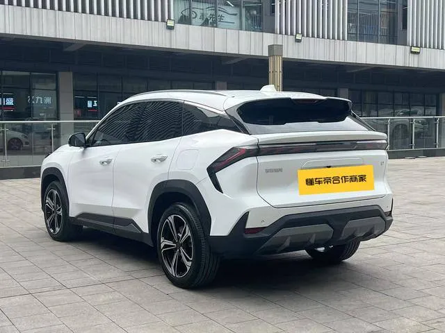 GEELY L7 2023