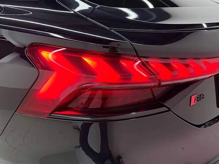 AUDI E-TRON RS E-TRON GT 2023