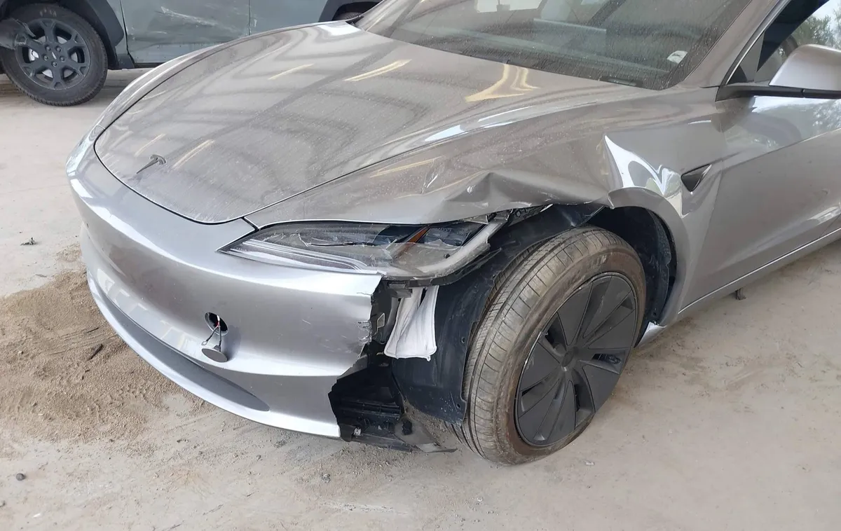TESLA MODEL 3 PREMIUM 2026