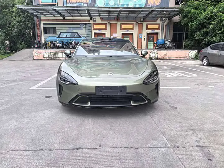XIAOMI SU7 2024