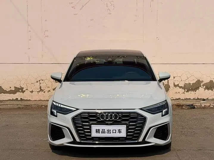 AUDI A3 2022