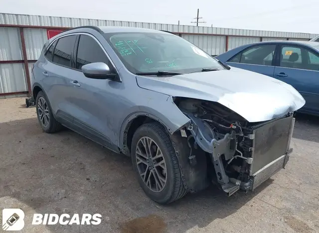 FORD ESCAPE SEL 2022