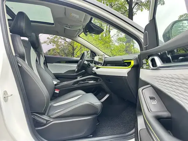 GEELY BINYUE 2022